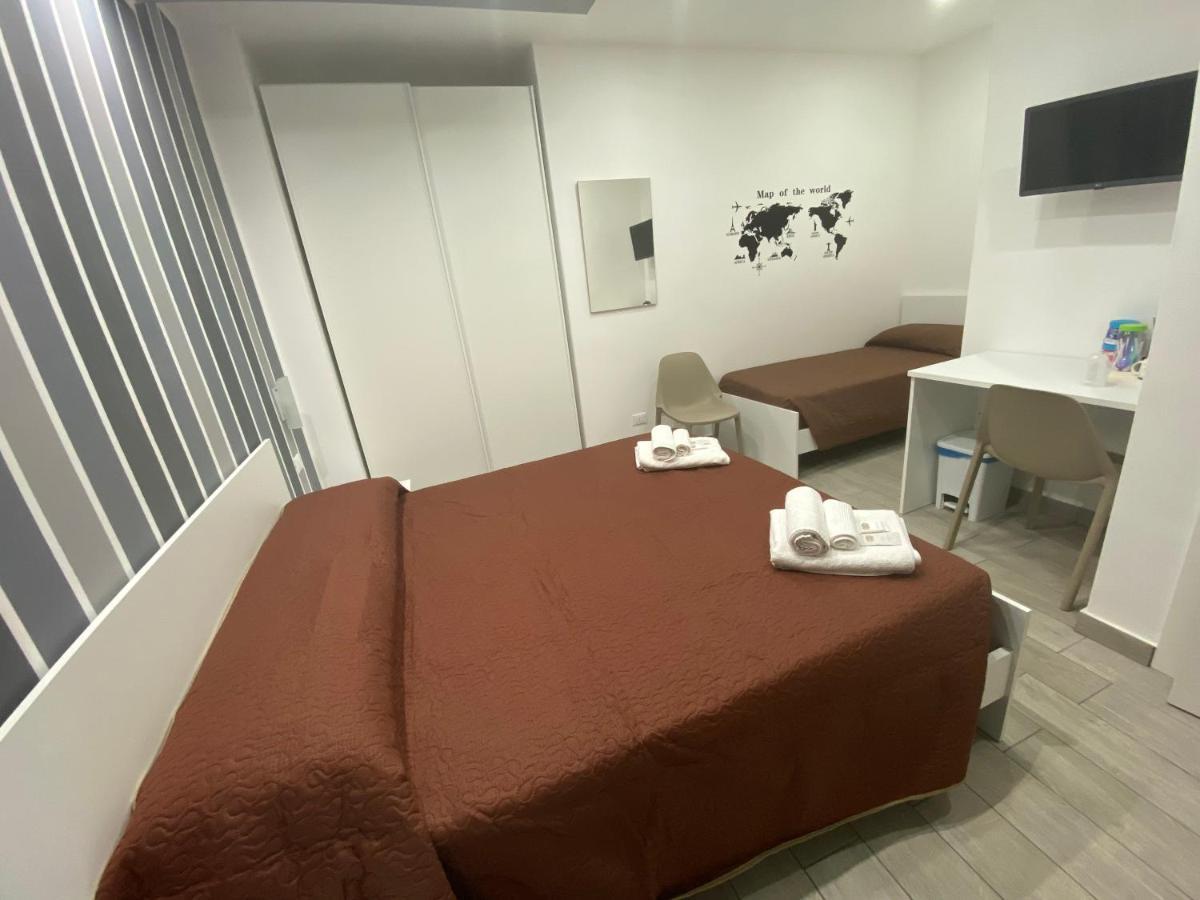 In Centro Rooms Vicino Cefalu Self-Chek-In Campofelice Di Roccella Eksteriør bilde