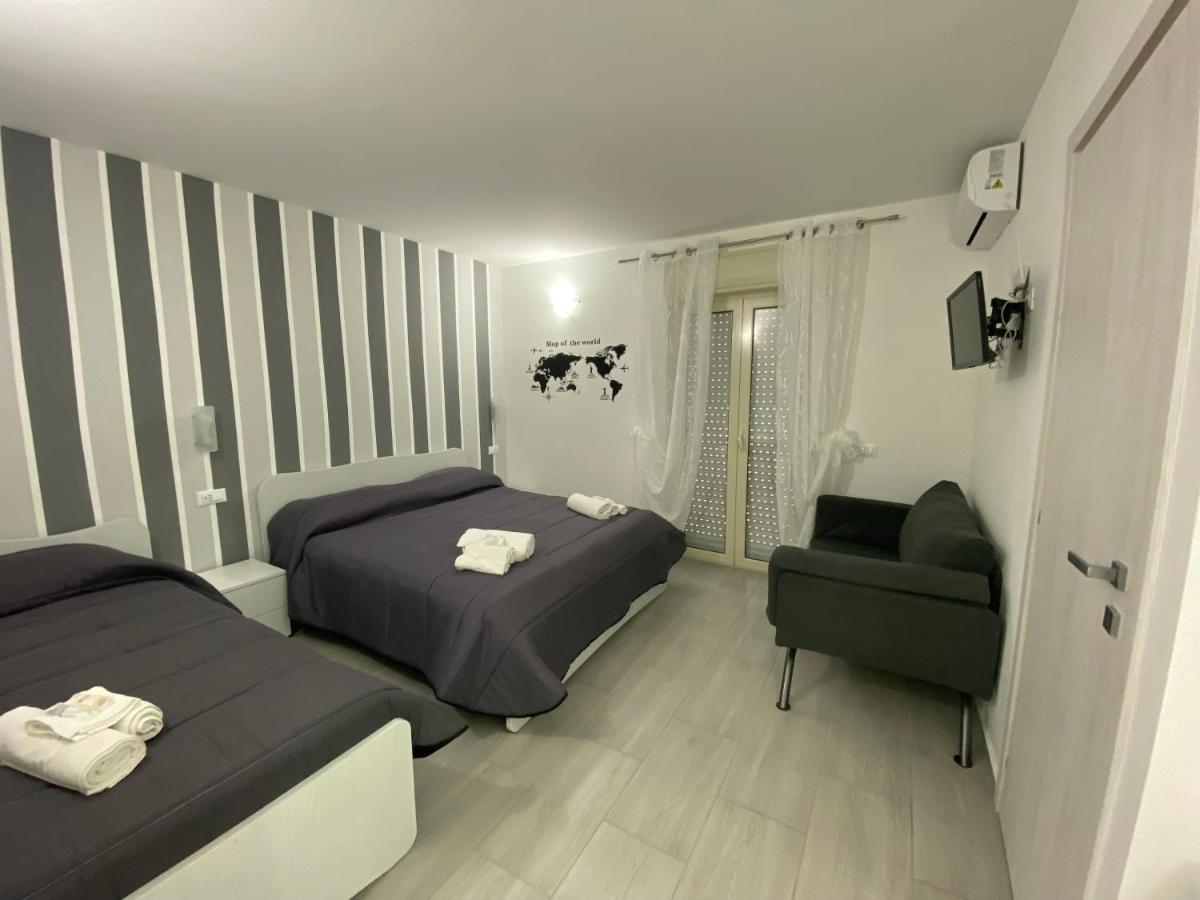 In Centro Rooms Vicino Cefalu Self-Chek-In Campofelice Di Roccella Eksteriør bilde