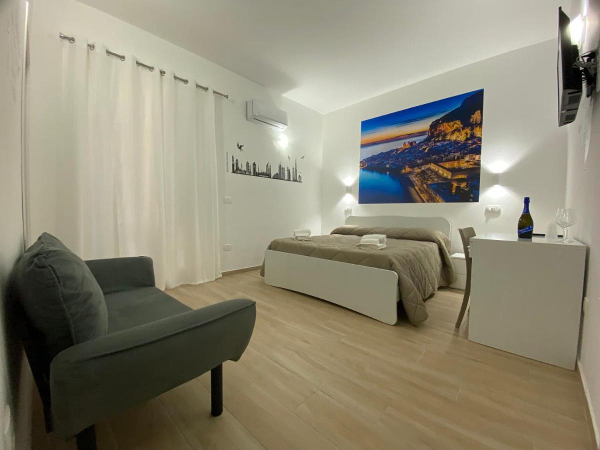 In Centro Rooms Vicino Cefalu Self-Chek-In Campofelice Di Roccella Eksteriør bilde