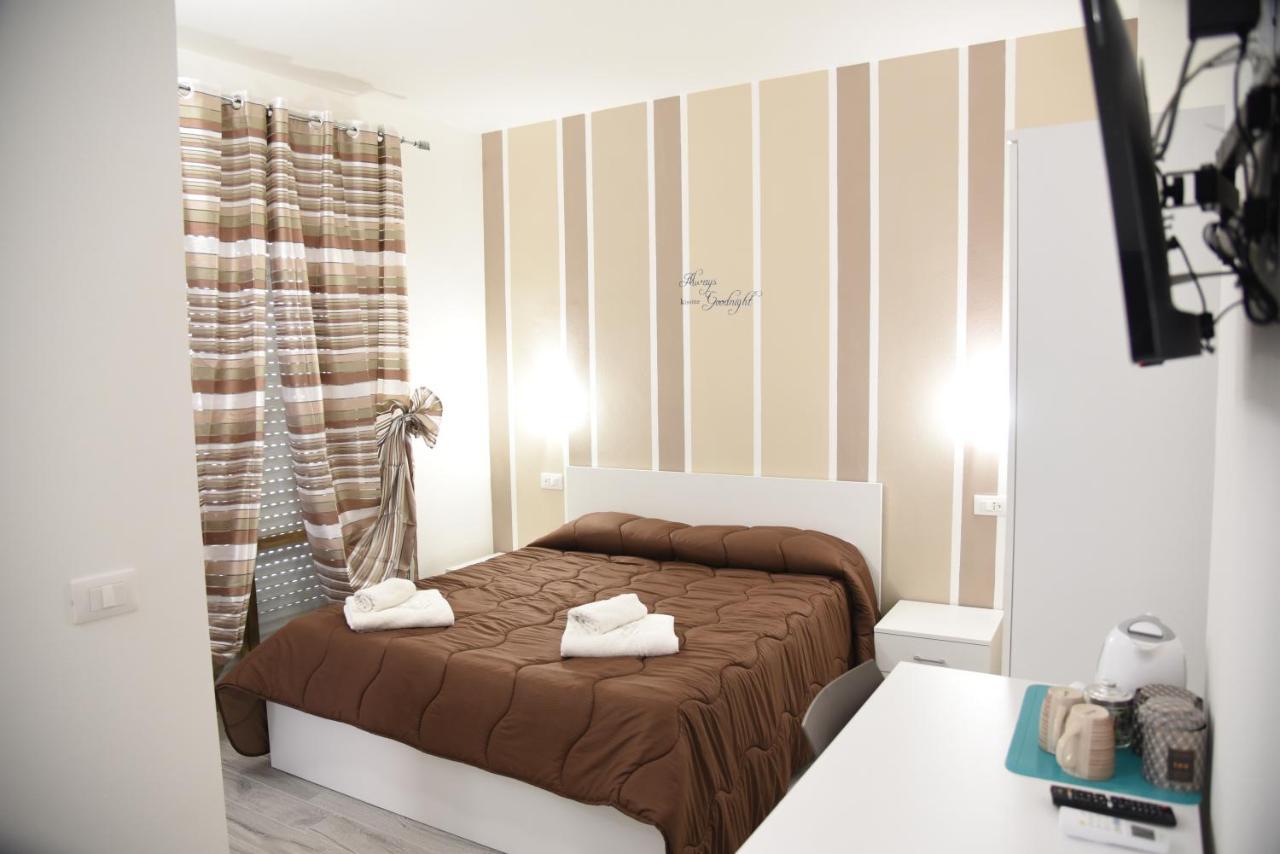 In Centro Rooms Vicino Cefalu Self-Chek-In Campofelice Di Roccella Eksteriør bilde